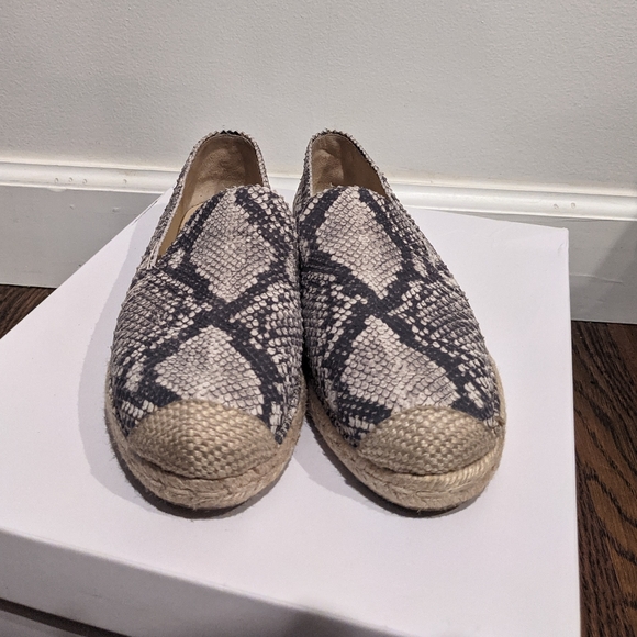 NWOT Stuart Weitzman Espadrilles size 8 Women's - Picture 3 of 8